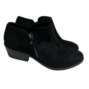 Black Ankle Booties | 9